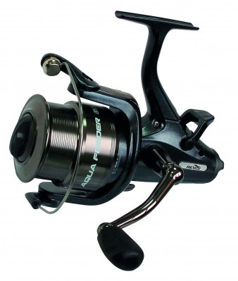 NEVIS Aqua Feeder navijak s baitrunnerom